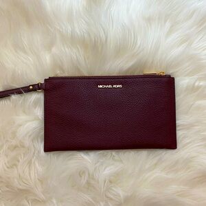 Michael Kors Jet Set Travel LG TZ Wristlet